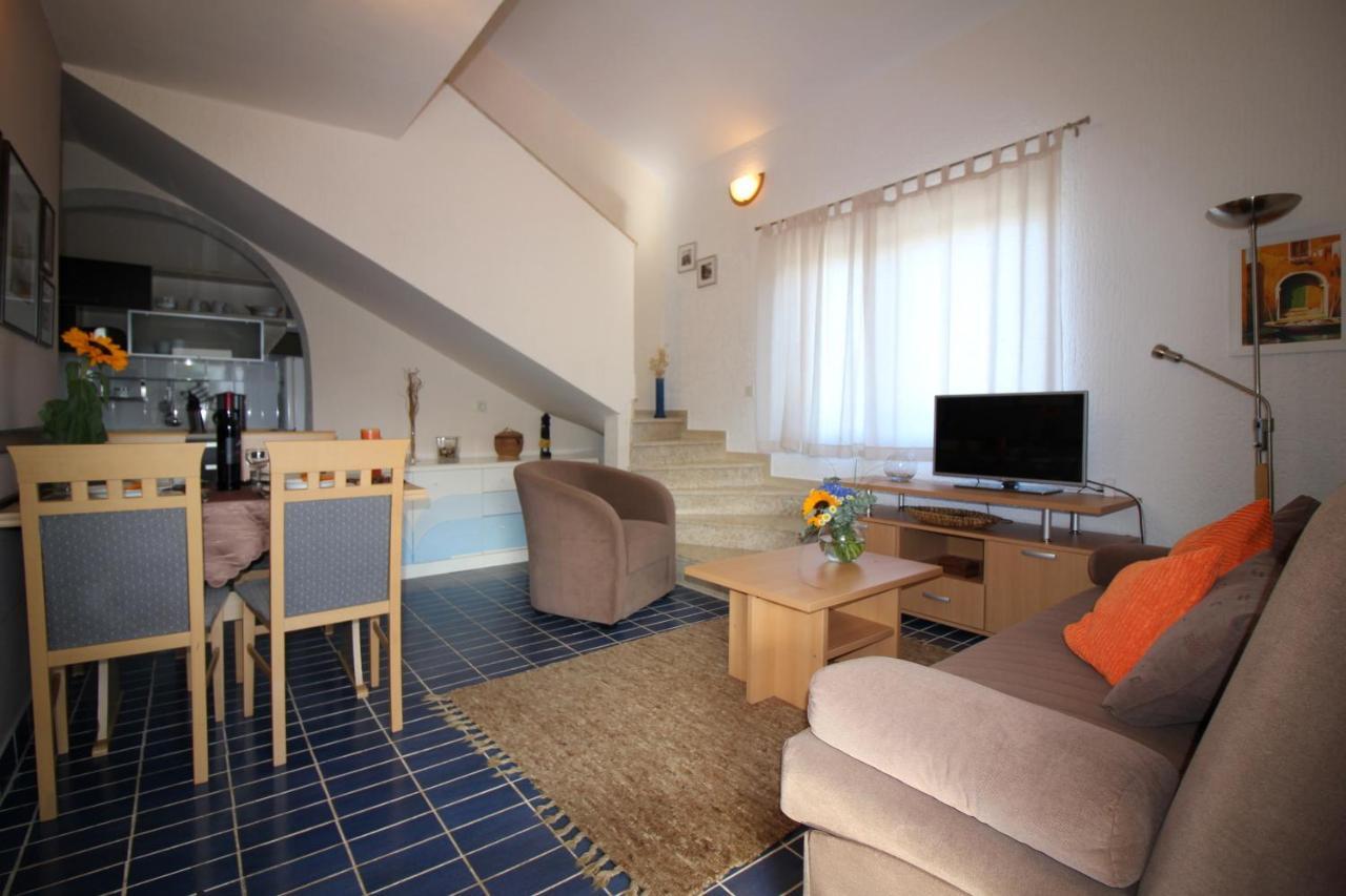 Dr. Igda Apartments Porec Exterior photo